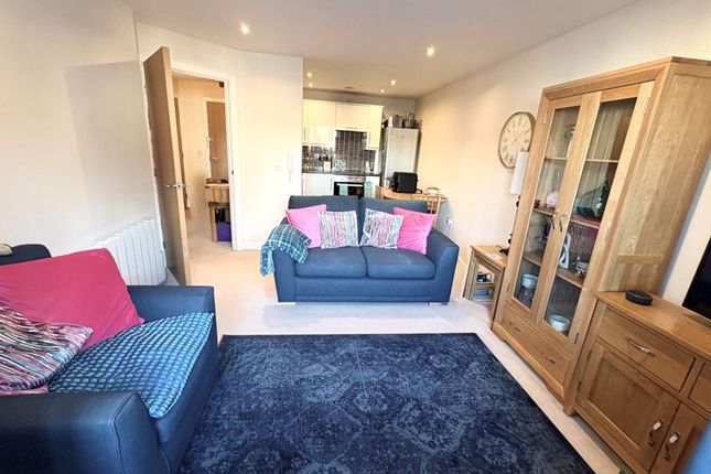 41, White Swan Close, Newcastle Upon Tyne photo 3