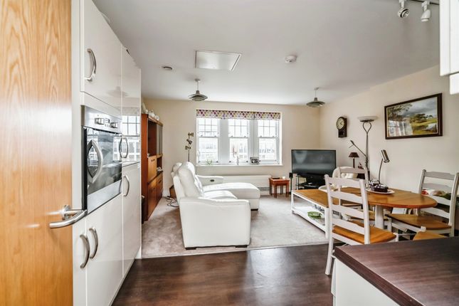 Flat for sale in Conduit Road, Bedford