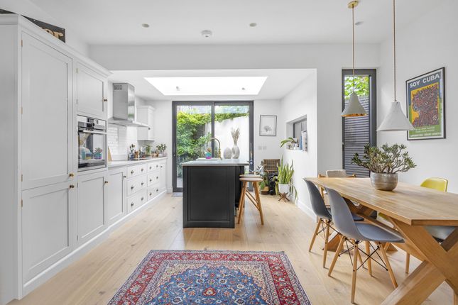 10, Ivanhoe Road, London photo 4