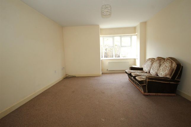 2, Mallard Mews, Pontefract photo 3