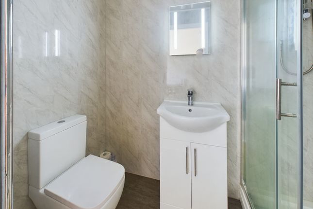 247a Elliott Street, Manchester photo 4