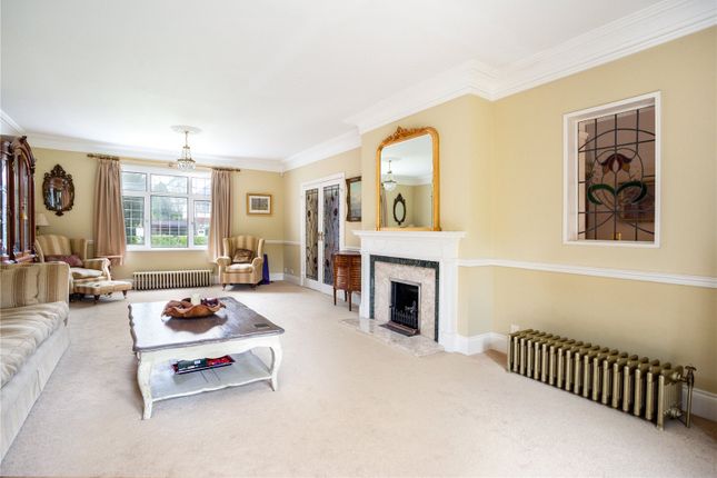 5 Bed Detached House For Sale In Islet Road Maidenhead Berkshire