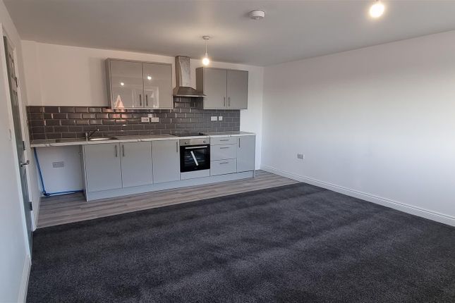 Thumbnail Flat to rent in Derby Road, Burton-On-Trent