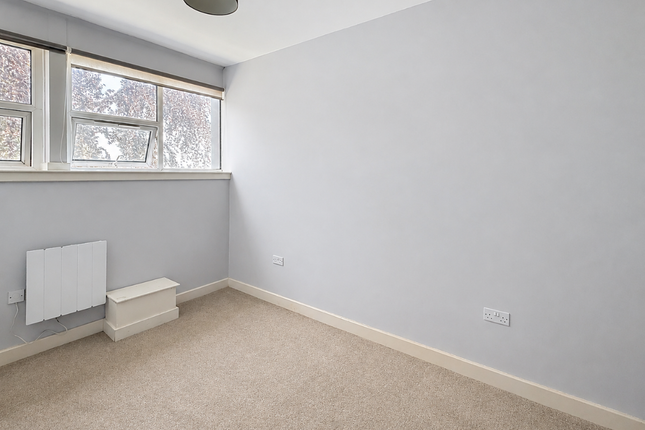 Flat 9,  TOPS, Ravenscliffe Road, Stoke-on-Trent photo 4
