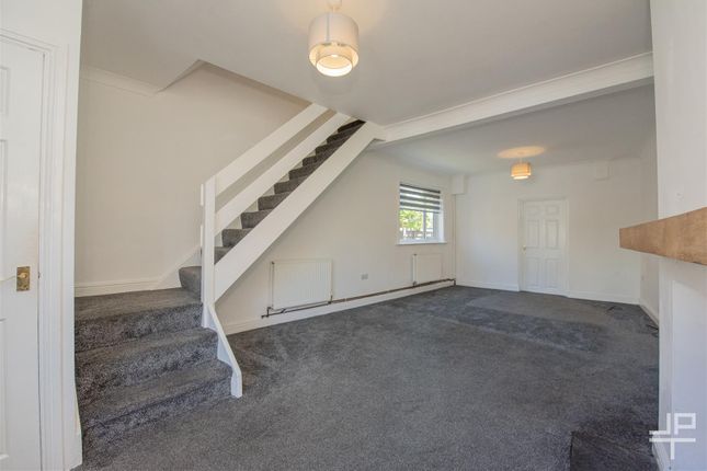 24, Wesley Street, Bolton photo 3