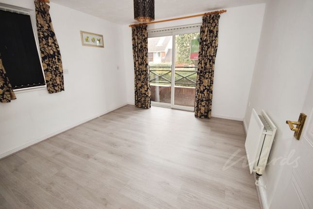 27, Goldcrest Drive, Chatham photo 4