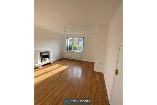 Moorhen Close, Brownhills, Walsall photo 2