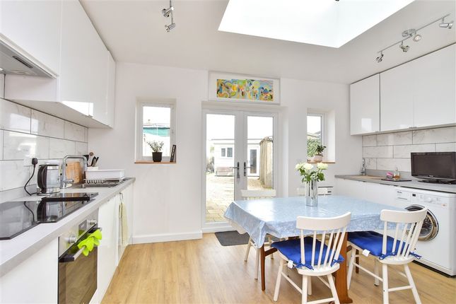 Hillview Road Woodingdean, Brighton photo 3