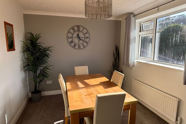 69 Mill Lane, Teignmouth photo 5