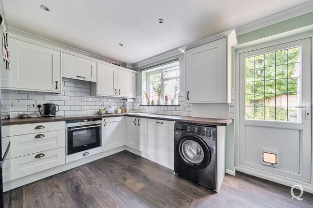 62, Catkin Close, Kent photo 4