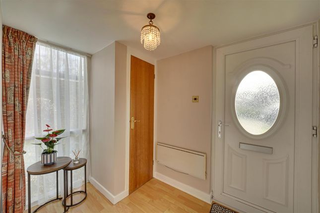 28, The Grove, Enfield photo 3