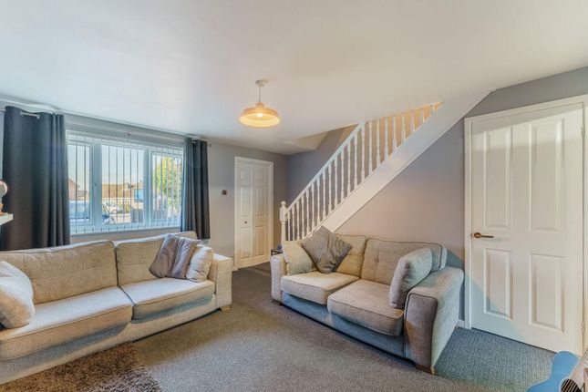 11, Carr Close, Selby photo 3