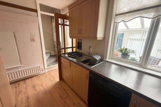 1, Warren Lane, Bingley photo 3
