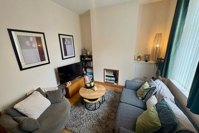 20, Kendal St photo 2