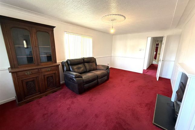 58 Lower Lodge Park, Rugeley Road, Rugeley photo 4