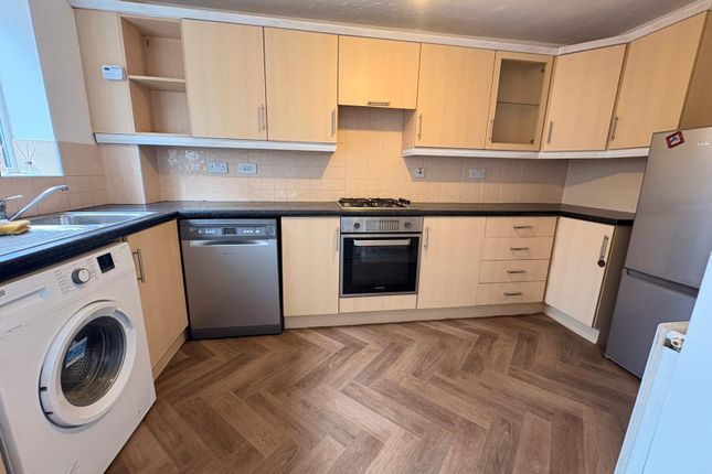 12, Bushelton Close, Coventry photo 5