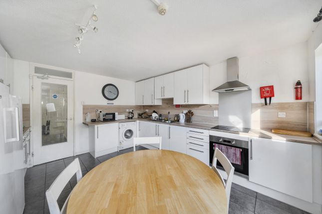 7, Helford Place, Milton Keynes photo 3