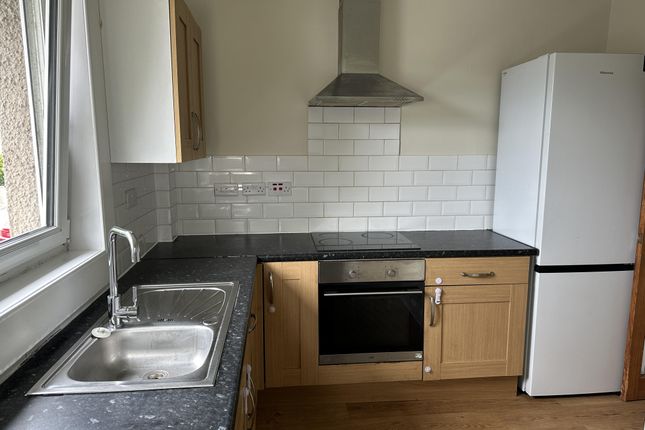 Lawrie Terrace, Loanhead, EH20 9AR, Loanhead photo 4