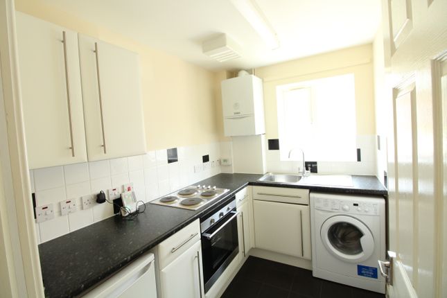 2 Sarum Court, 8, Sarum Road, Bedfordshire photo 3