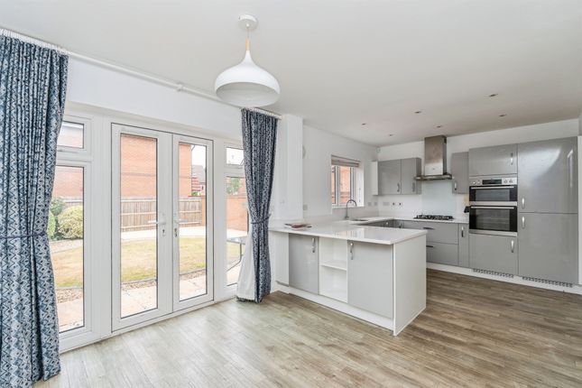 8, Bodding Avenue, Southampton photo 3