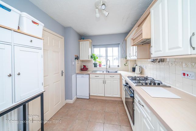 14, Chenet Way, Cannock photo 2