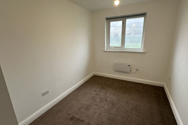 34, Weavers Brook, Halifax photo 4