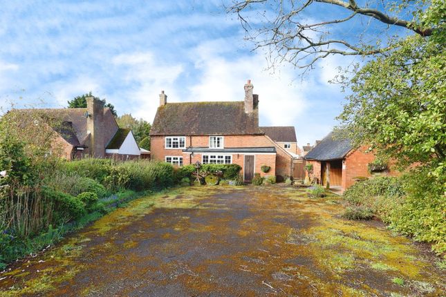 Cottage for sale in Kenilworth Road, Balsall Common, Coventry