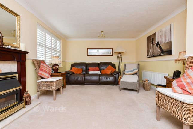 12, Oakland Court, Ramsgate photo 4