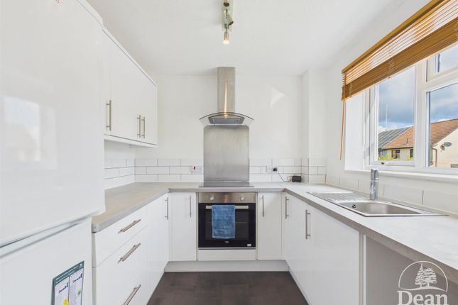 12, Nash Way, Coleford photo 3