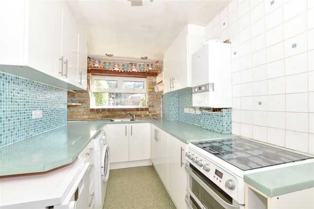 Victoria Avenue, Hythe photo 4