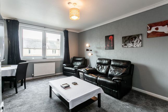 58, Halkett Crescent, Dunfermline photo 4