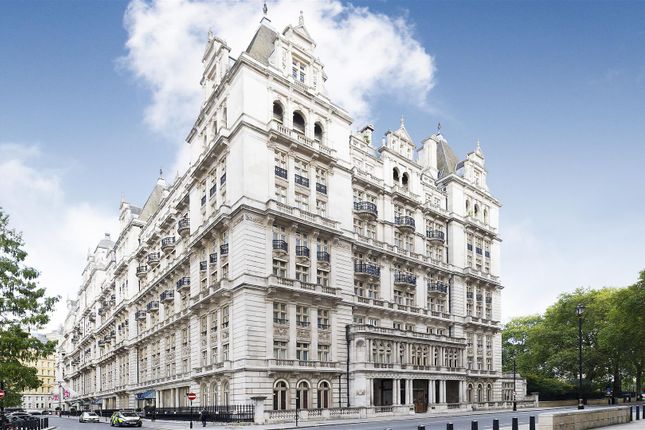 Flat for sale in Whitehall Court, London