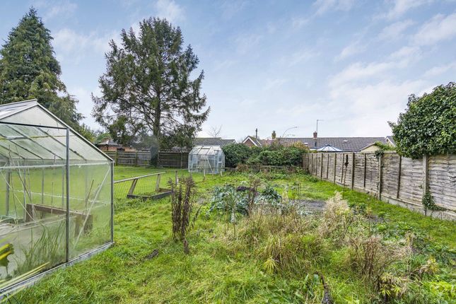Detached bungalow for sale in The Croft, Harwell