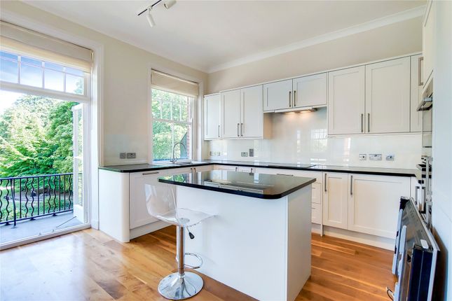 5_Kitchen-Reception-