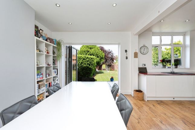 64, Church Road, Worcester Park photo 4