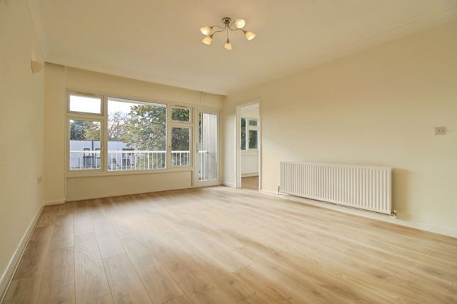Dene Gardens, Stanmore photo 3