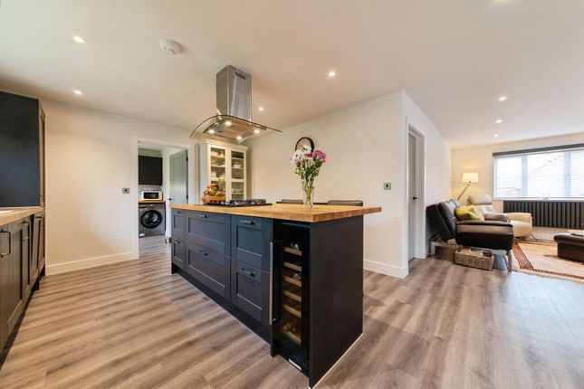 3, Cedar Close, Spalding photo 2