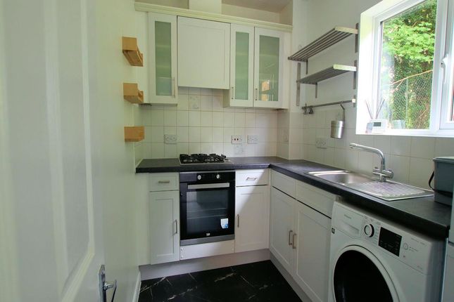 22, Wheeler Court, Armour Hill, Reading photo 3