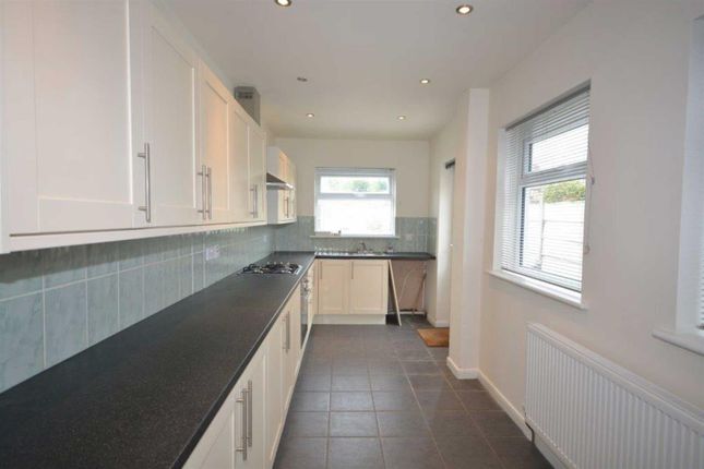 33, Arden Road, Bedworth photo 2