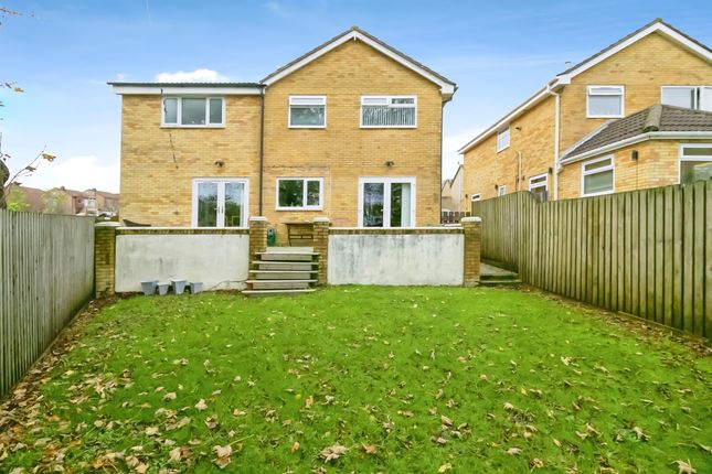 51, Lakin Drive, Barry photo 2