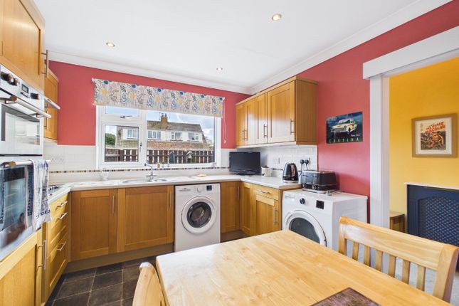 46, Mill Falls, Driffield photo 3