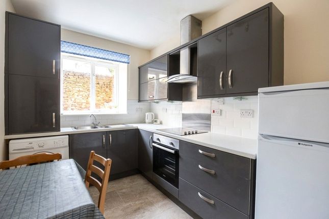 Flat 2 Woodland Court, 2, Woodland Road, Bristol photo 3