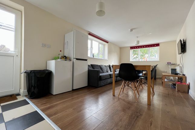 50, Richards Street, Cardiff photo 4