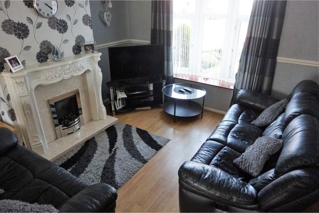 15, Leslie Drive, Tipton photo 5