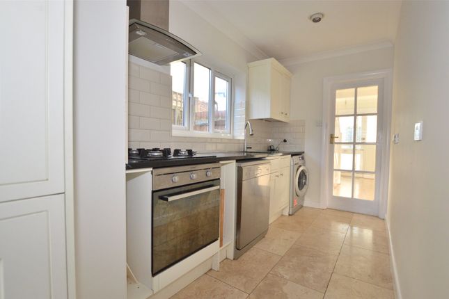 45, Brambletye Park Road, Surrey photo 4