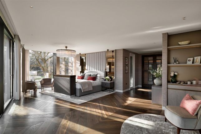 Flat for sale in The Bishops Avenue, Hampstead, London