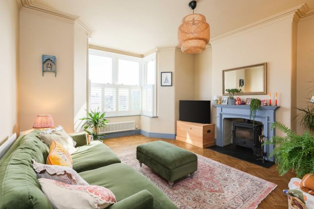 30, Highdale Avenue, Clevedon photo 4