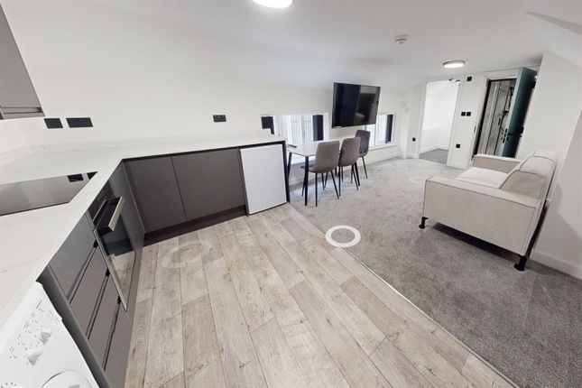 Thumbnail Flat to rent in Low Pavement, Nottingham