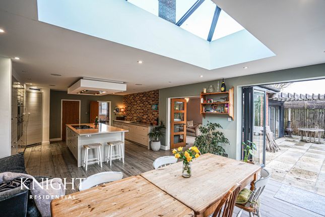 10, Seldon Road, Colchester photo 3