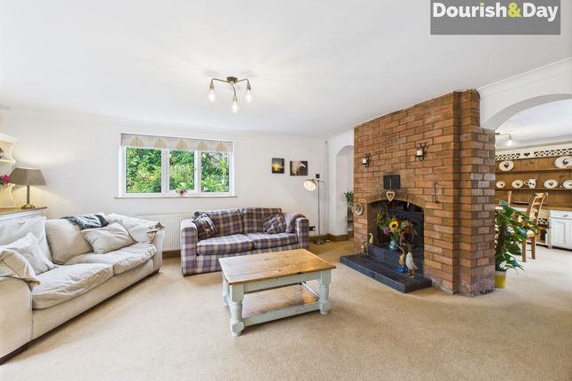 170 Chapel Lane, Market Drayton photo 2